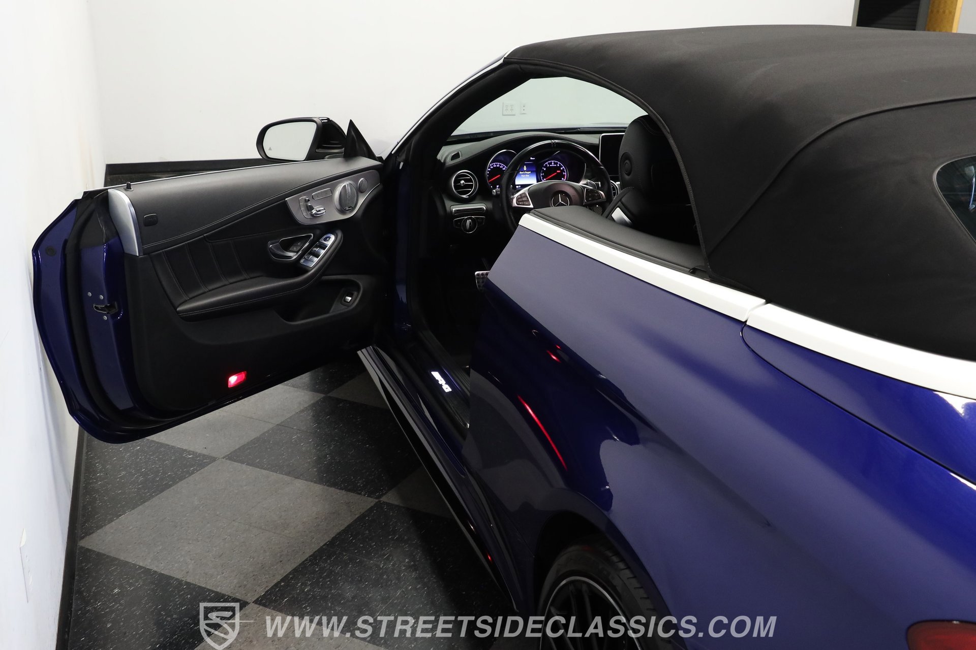 Used 2017 Mercedes-Benz C 63 AMG Cabriolet image 33