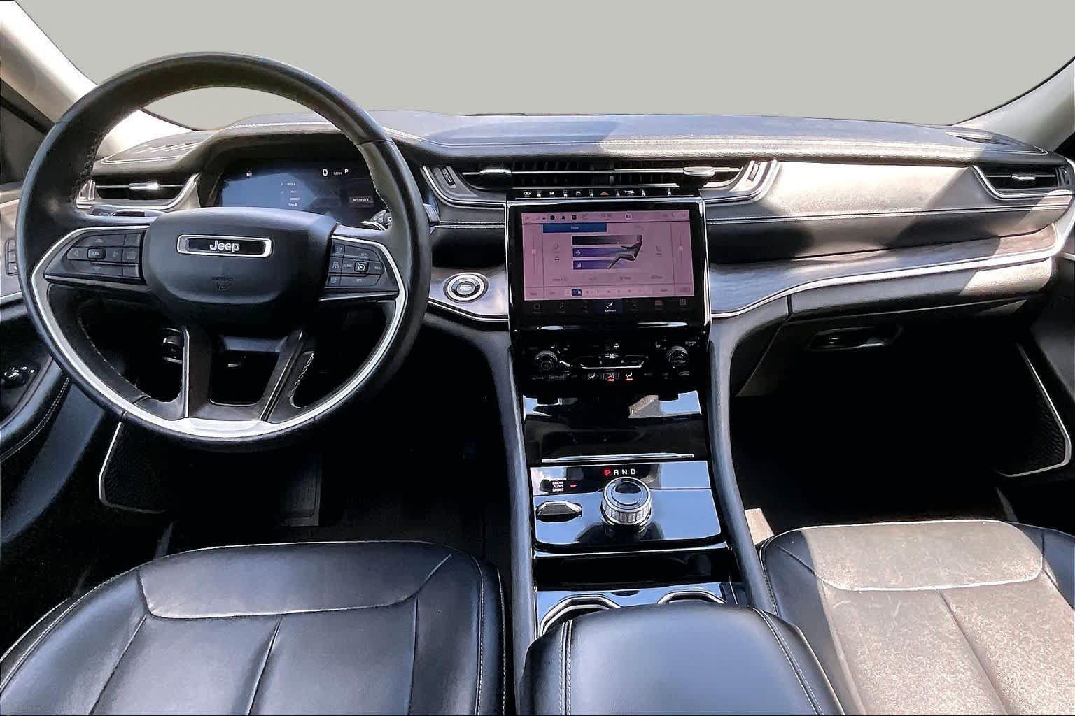 Used 2022 Jeep Grand Cherokee L Limited AWD/4WD image 15