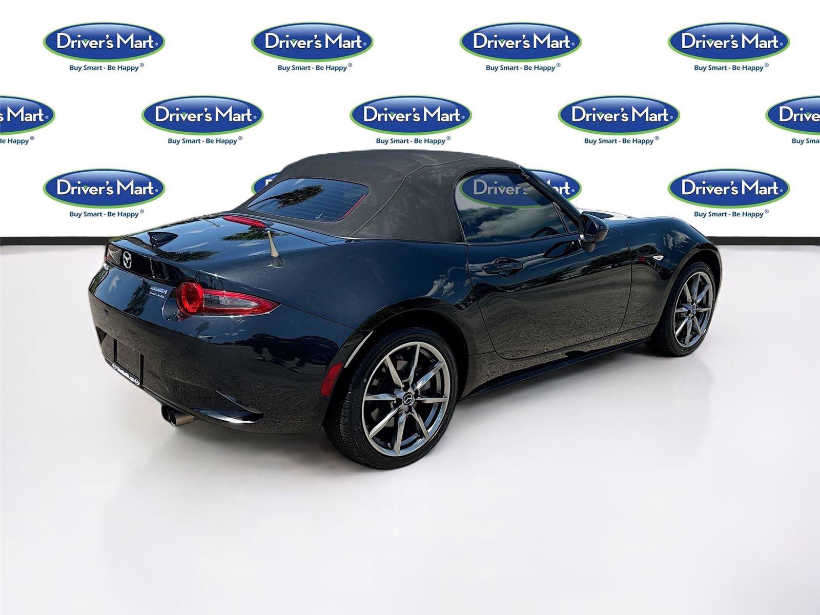 Used 2023 MAZDA MX-5 Miata Grand Touring RWD image 7