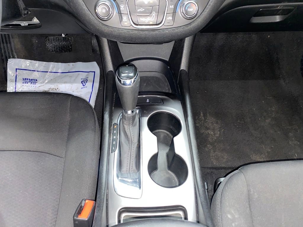 Used 2018 Chevrolet Malibu LS image 17