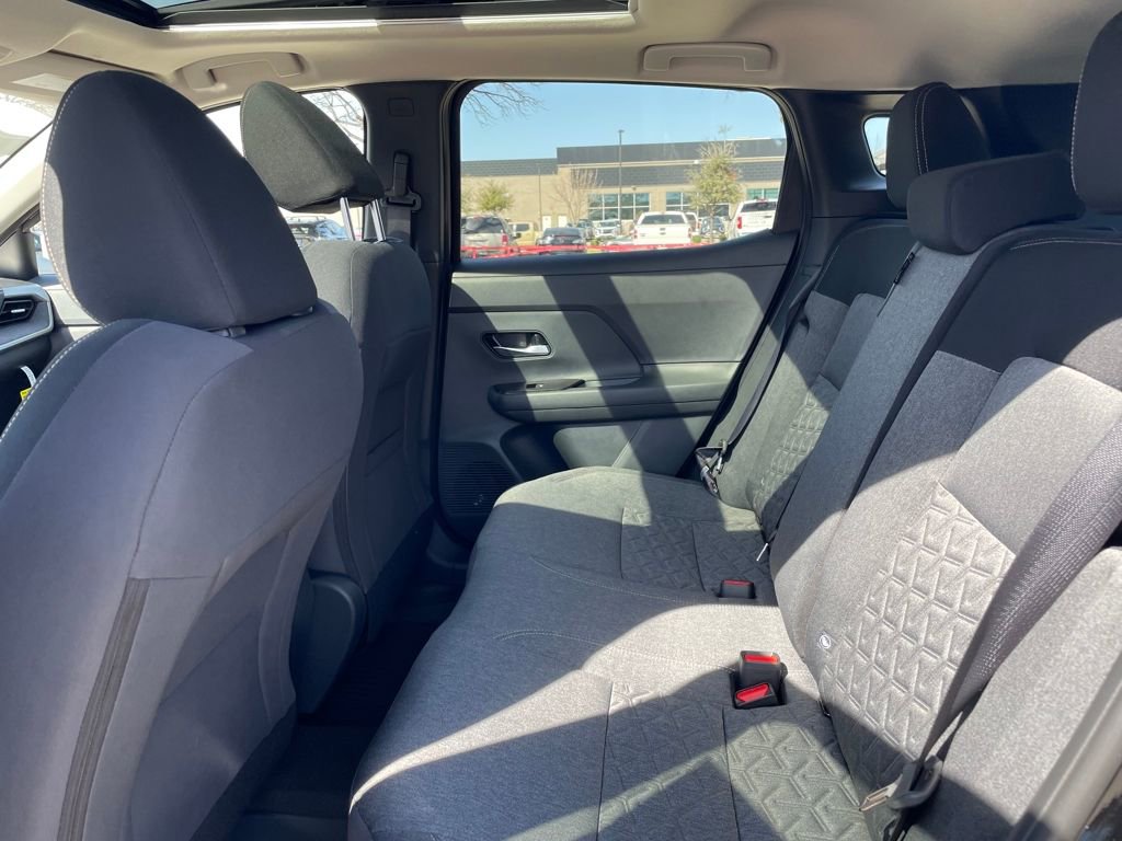 New 2026 Nissan Kicks SV w/ SV Premium Package FWD image 37