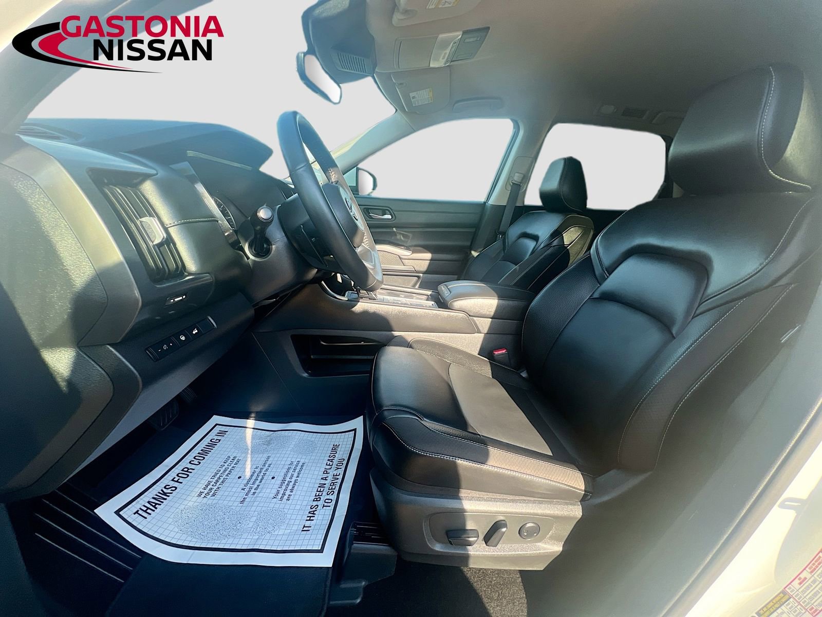 Used 2024 Nissan Pathfinder SL w/ Cargo Package image 29