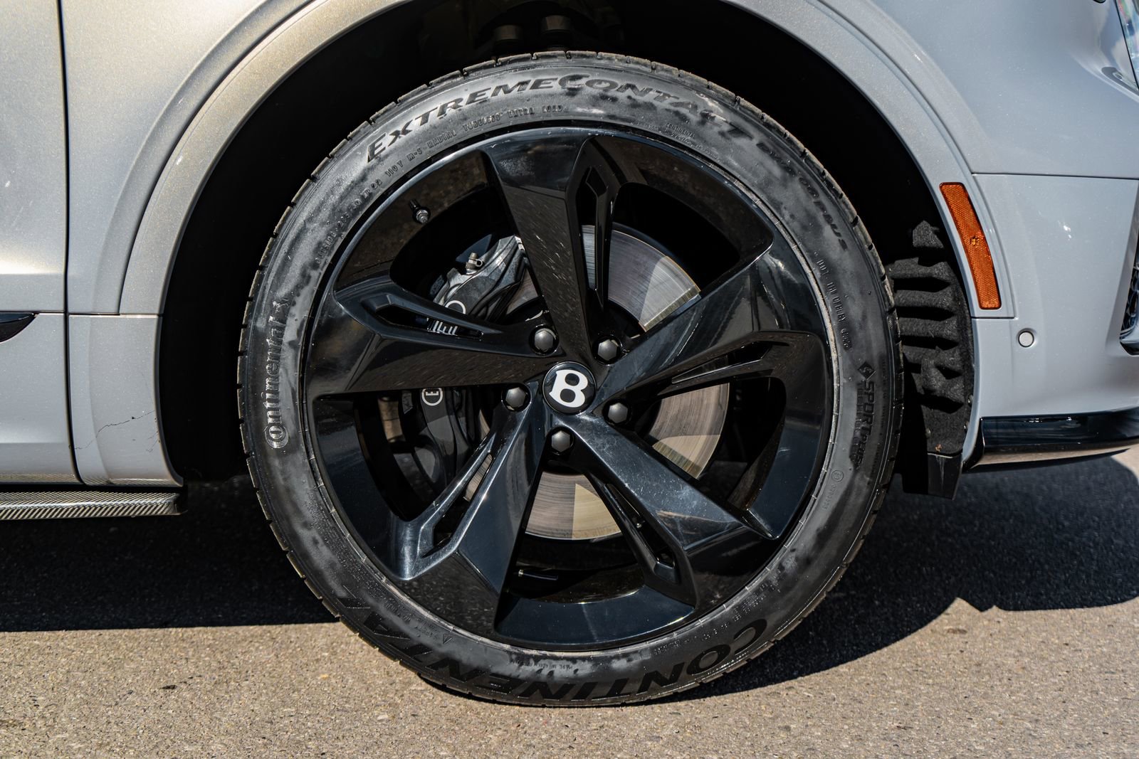 Certified 2022 Bentley Bentayga image 13