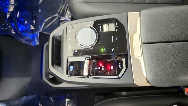 Used 2024 BMW iX xDrive50 w/ Sport Package AWD/4WD image 68