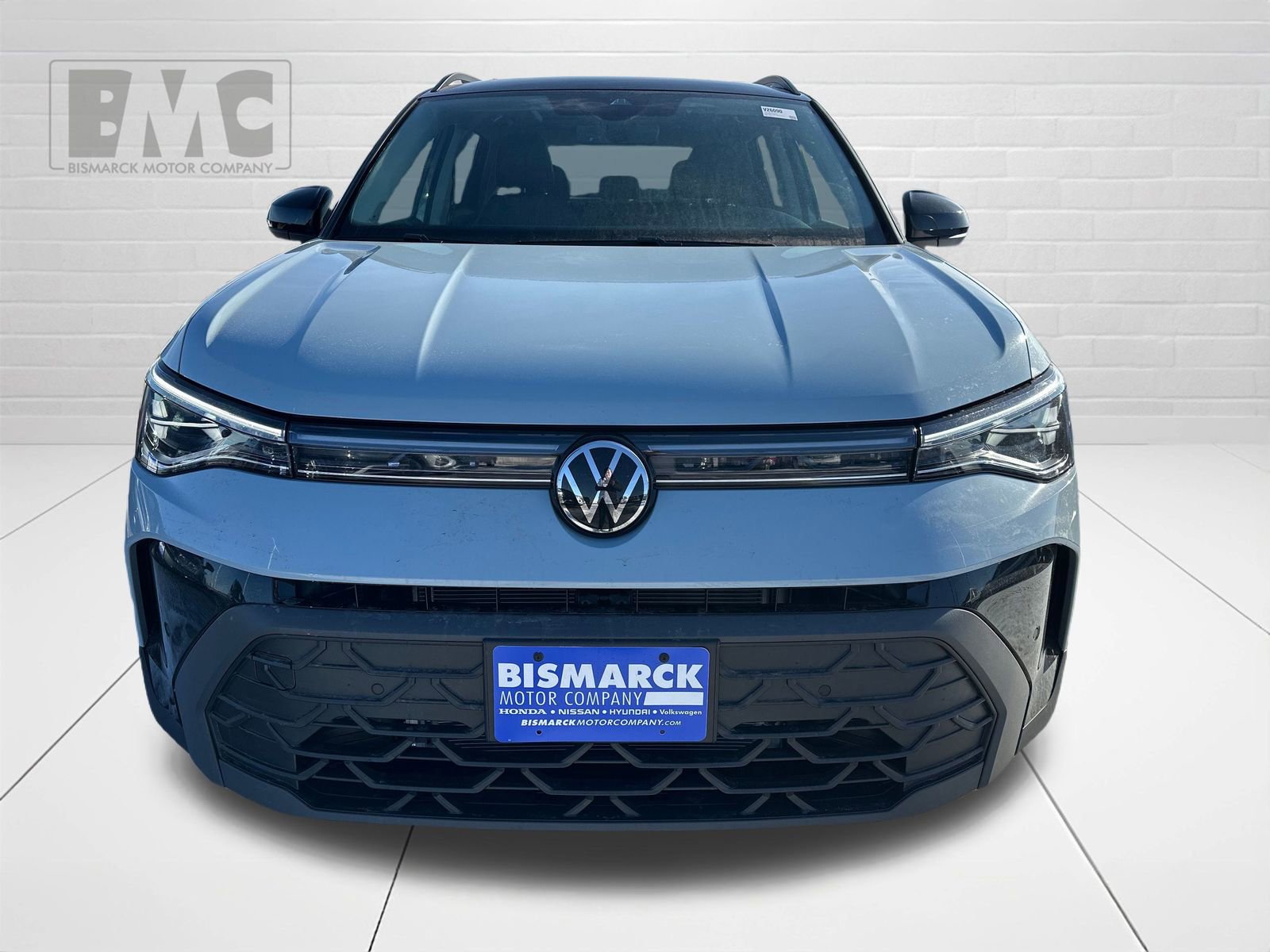 New 2026 Volkswagen Taos SE image 3