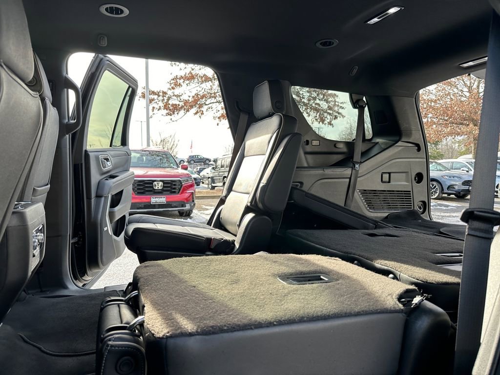 Used 2024 GMC Yukon SLT image 26