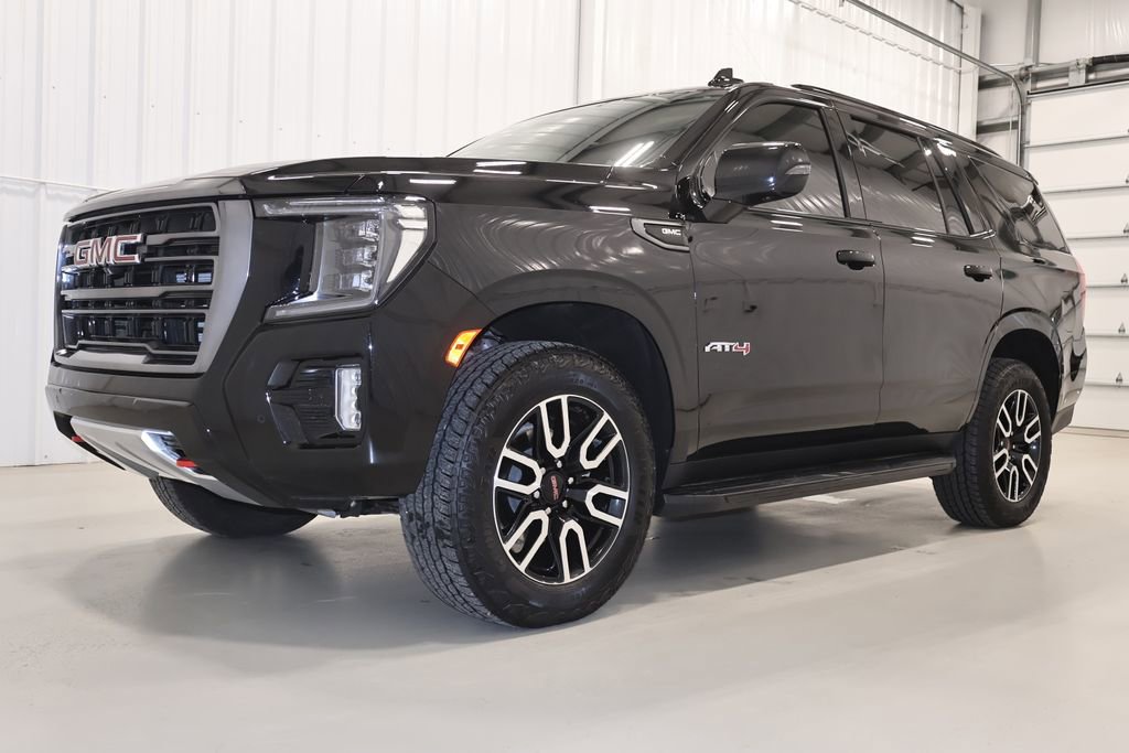 Used 2024 GMC Yukon AT4 w/ Technology Package image 5