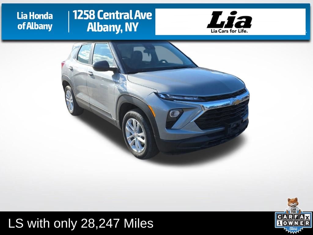 Used 2024 Chevrolet TrailBlazer LS image 1
