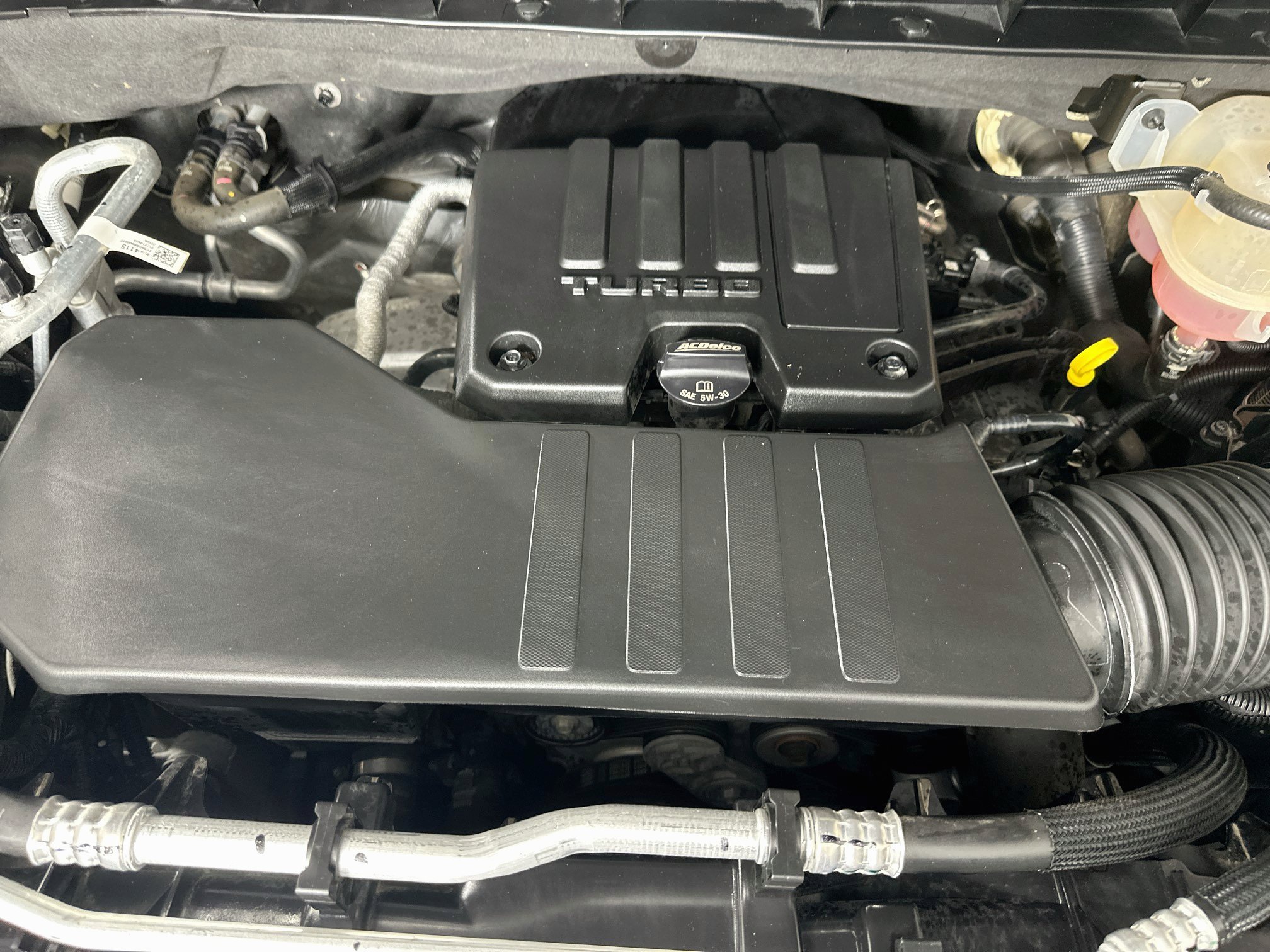 Used 2024 Chevrolet Silverado 1500 LT AWD/4WD image 33