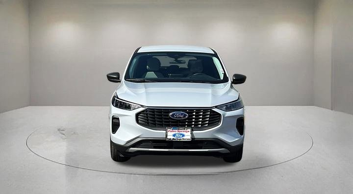 New 2025 Ford Escape Active image 2