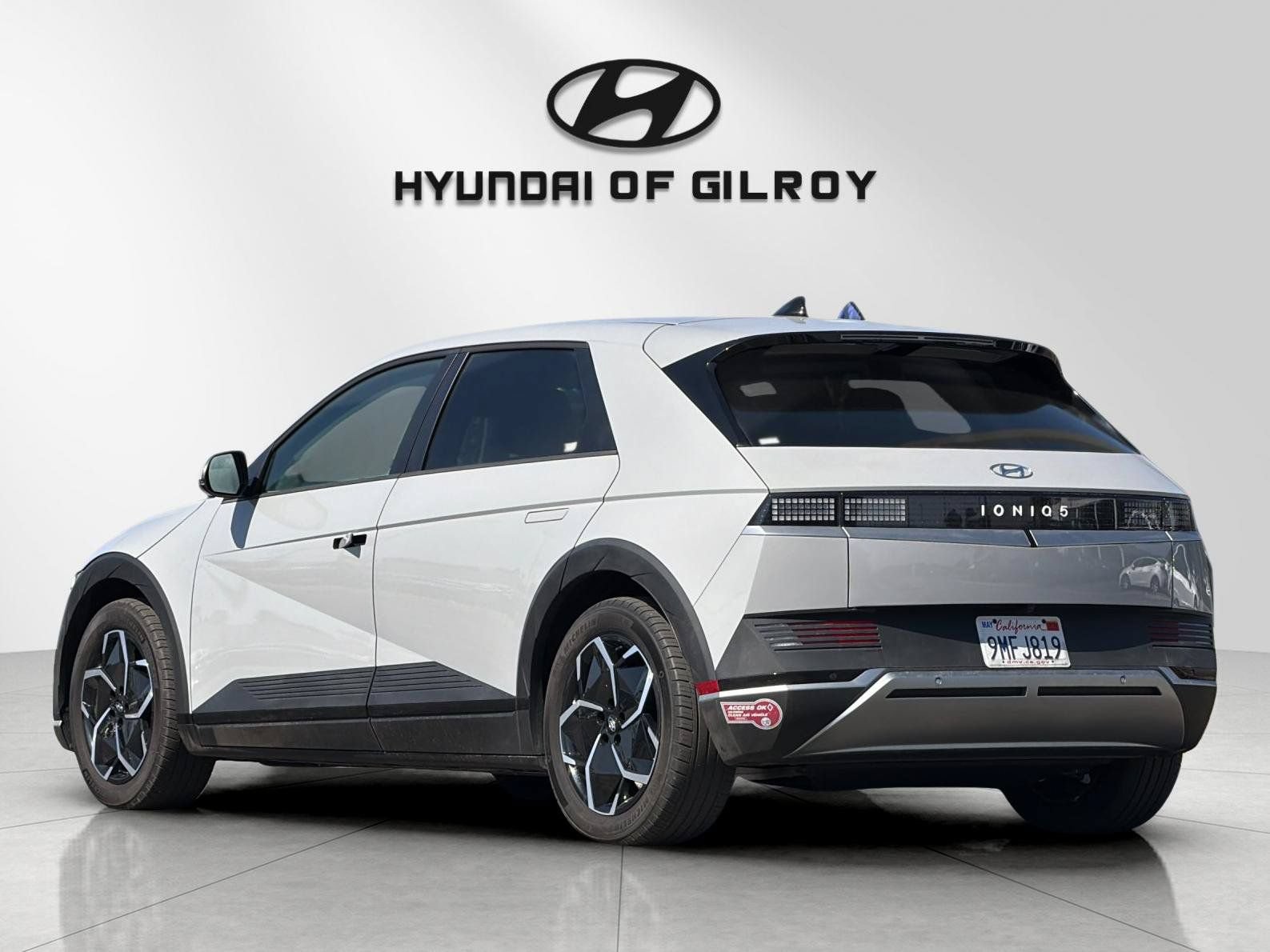 Certified 2024 Hyundai Ioniq 5 SEL RWD image 3