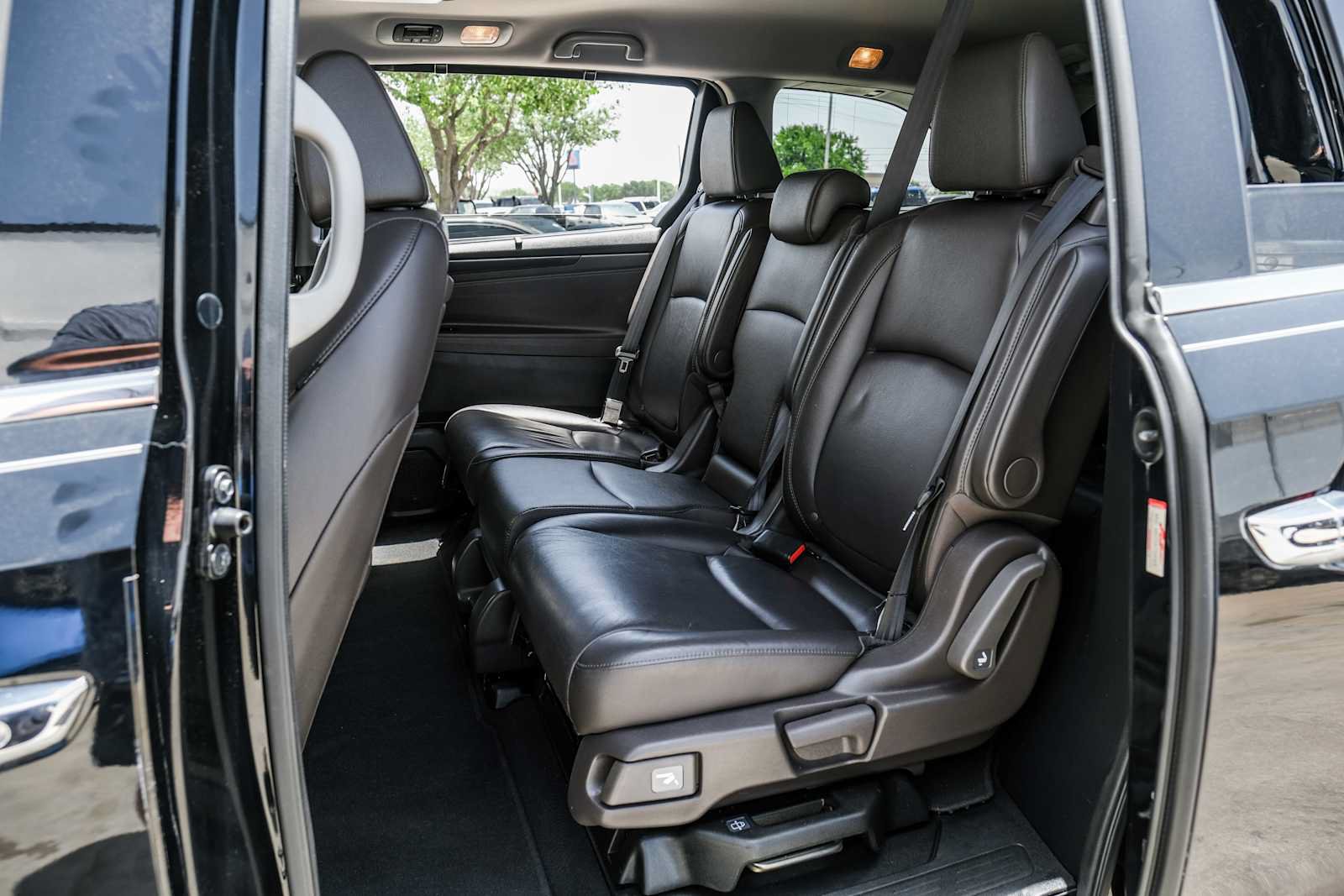 Used 2020 Honda Odyssey Elite image 36