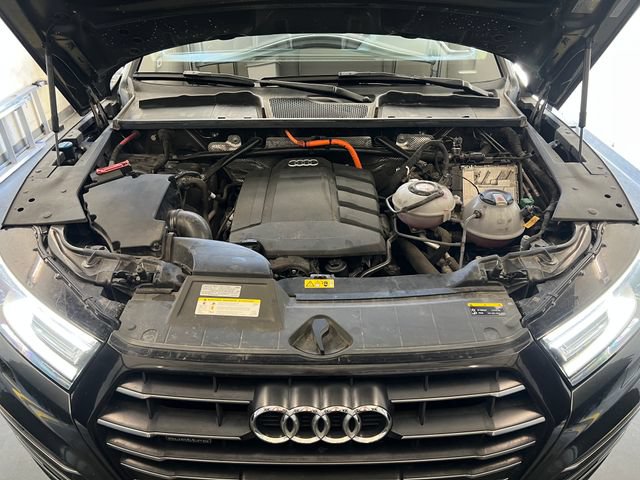 Used 2020 Audi Q5 e Premium w/ Convenience Package AWD/4WD image 45