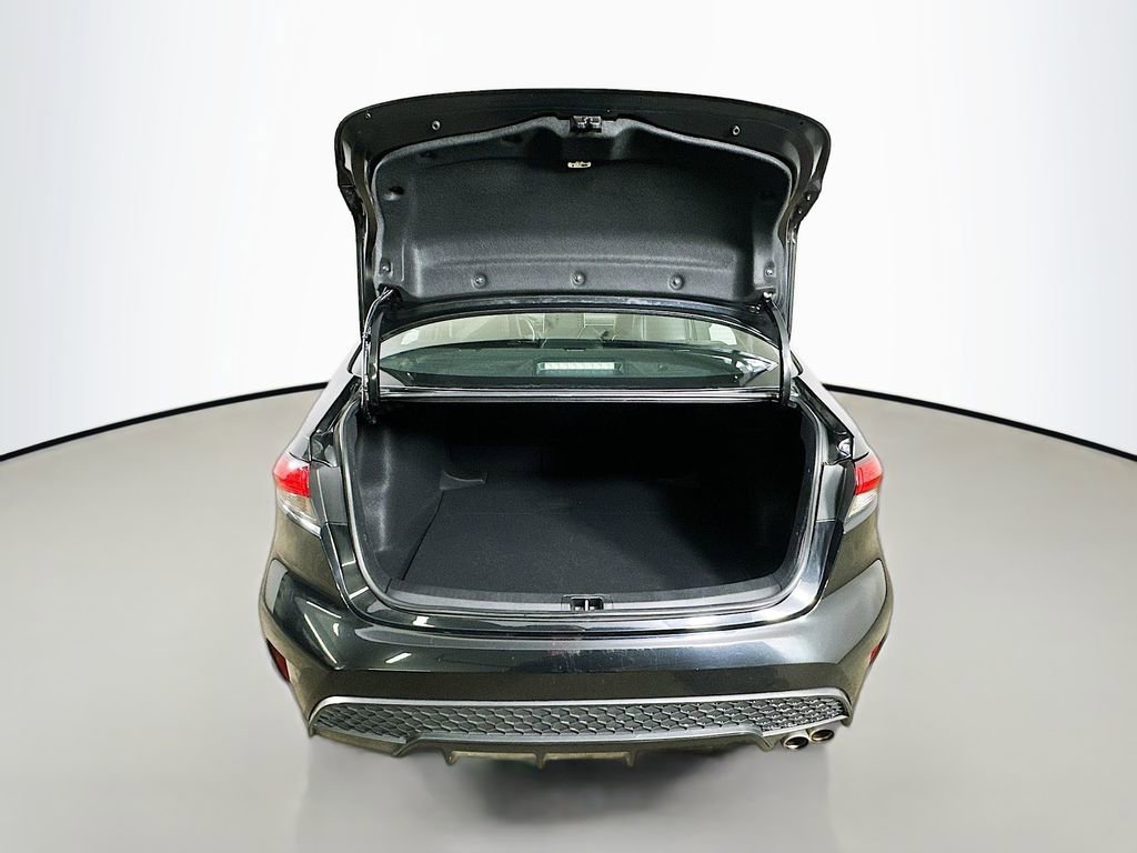 Used 2022 Toyota Corolla XSE image 32