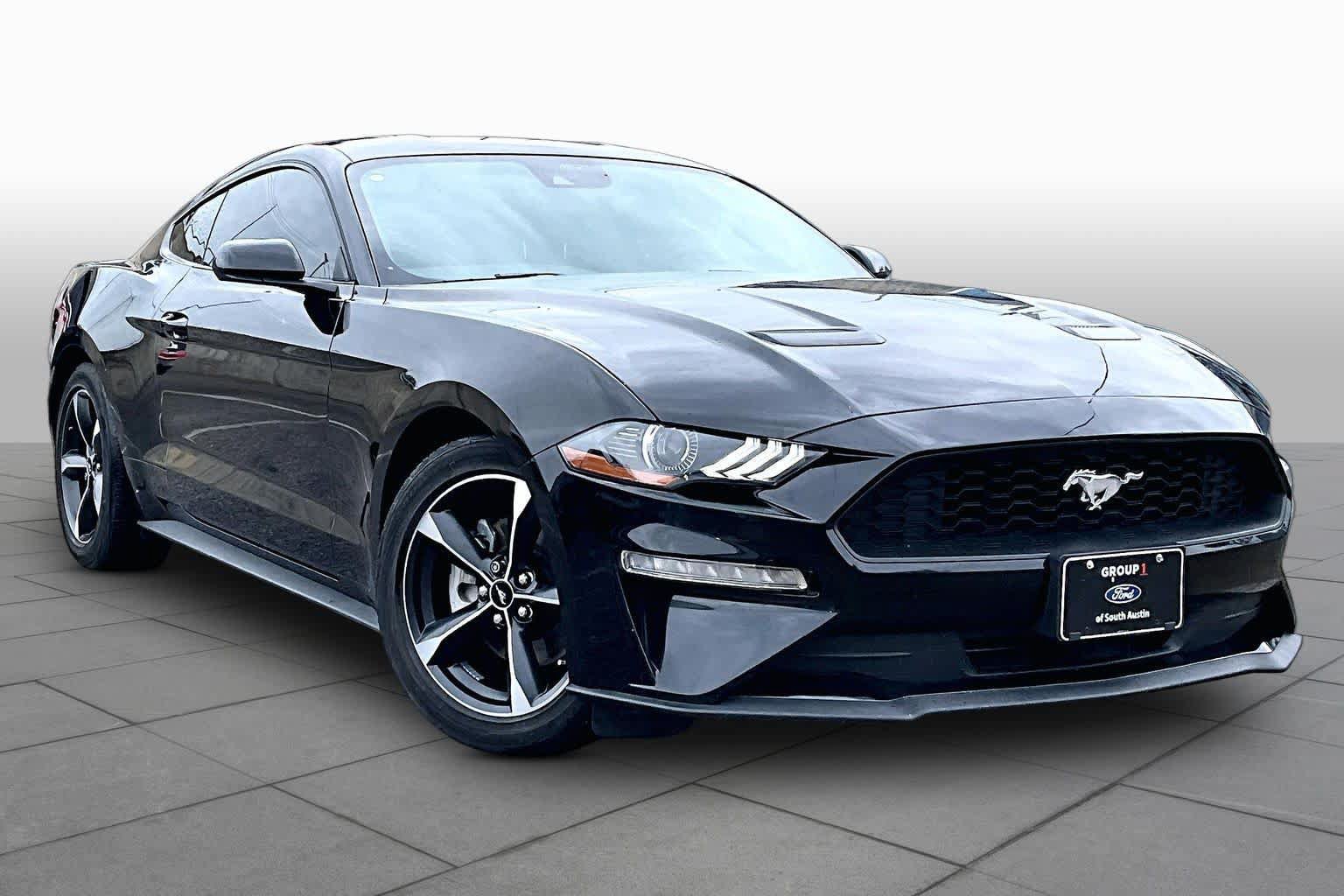 Used 2022 Ford Mustang Coupe RWD image 3