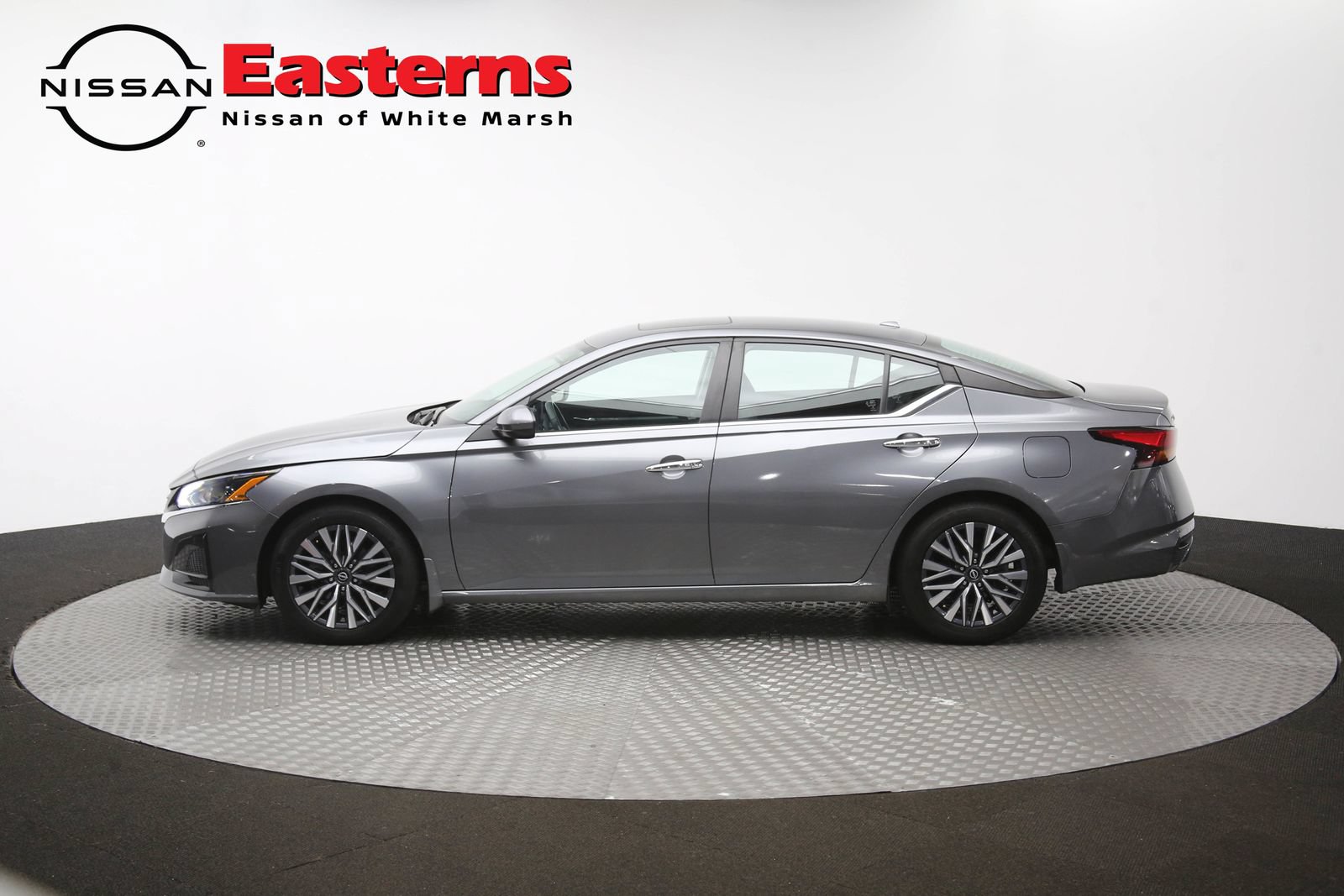Used 2023 Nissan Altima 2.5 SV w/ SV Premium Package FWD image 60