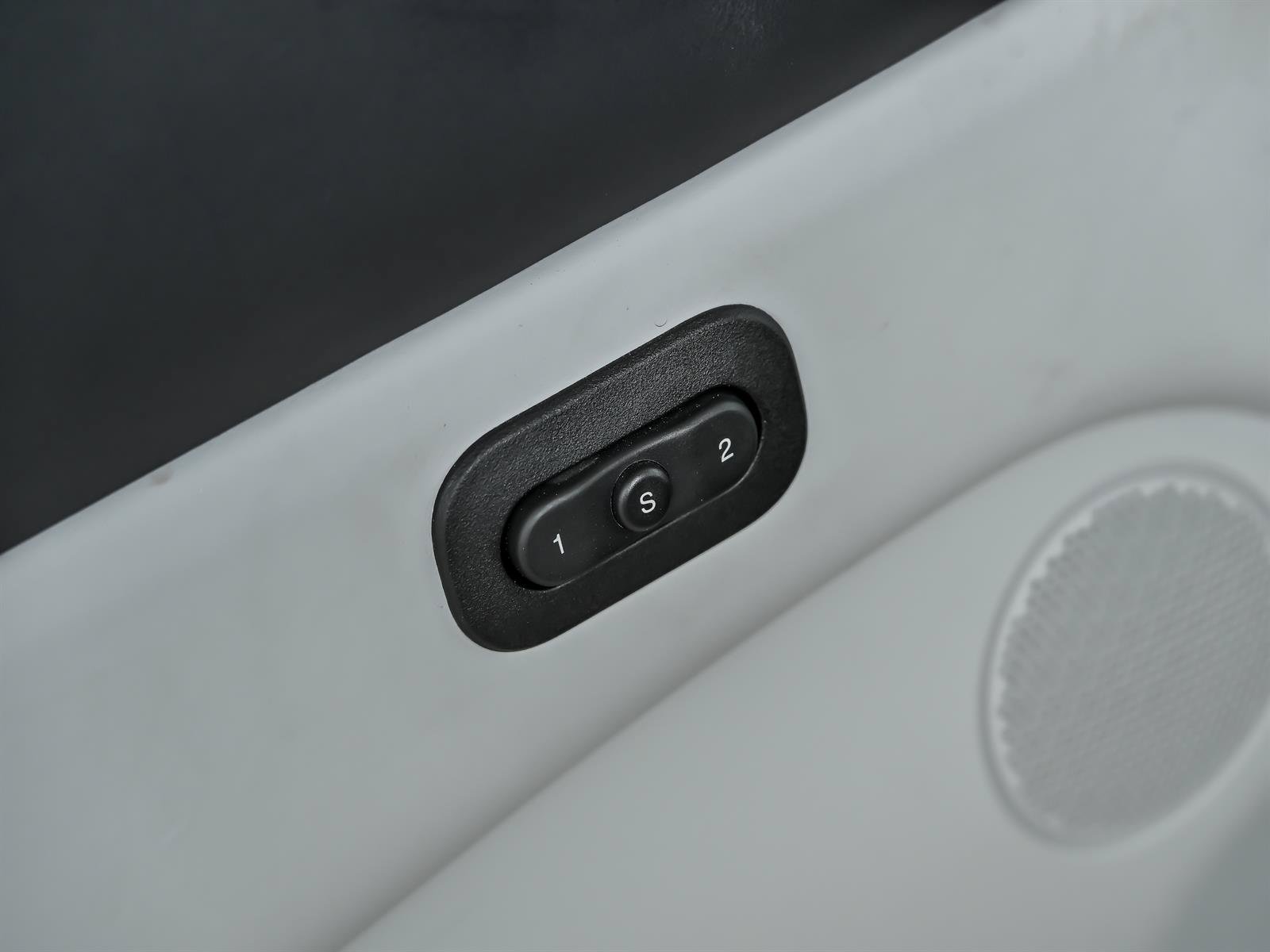 Used 2019 Jeep Grand Cherokee Summit AWD/4WD image 10