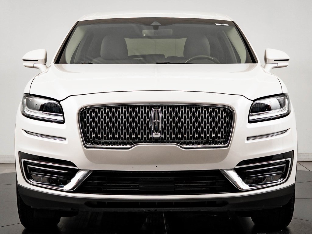 Used 2019 Lincoln Nautilus Select image 2