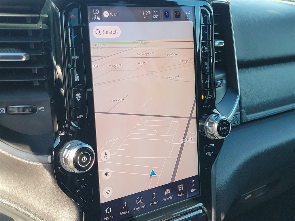 New 2026 RAM 1500 4x4 Crew Cab image 28
