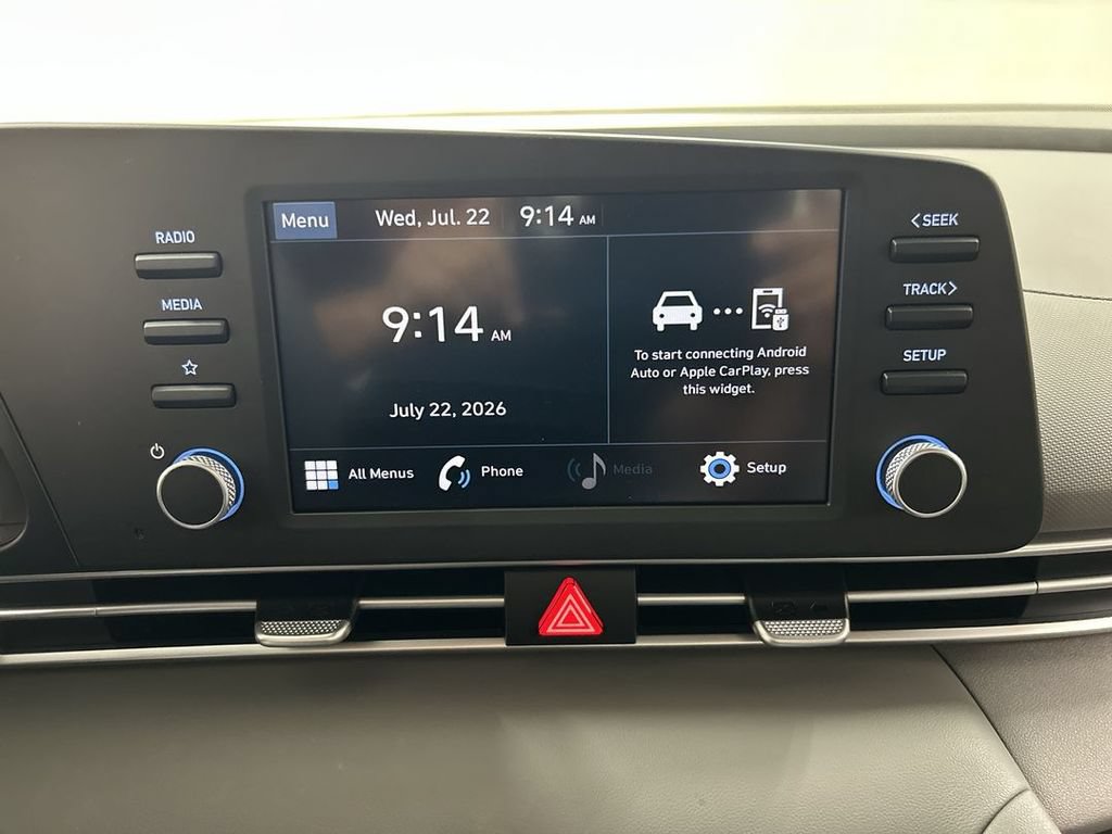 Used 2023 Hyundai Elantra SE FWD image 14