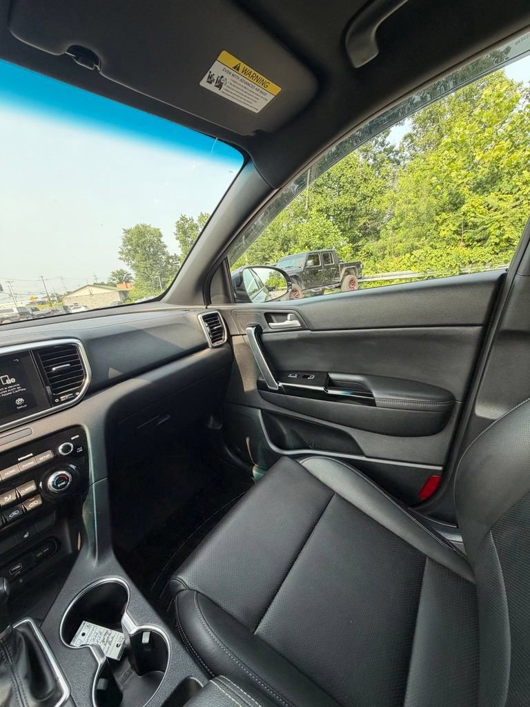 Used 2022 Kia Sportage Nightfall Edition w/ Nighfall AWD Premium Package image 16