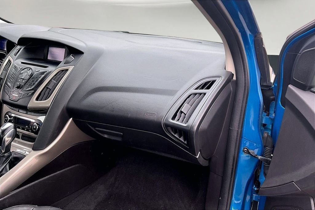 Used 2012 Ford Focus SEL image 23