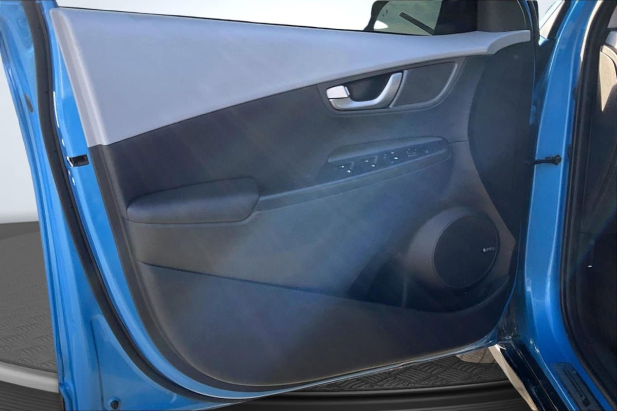 Used 2020 Hyundai Kona Ultimate image 23