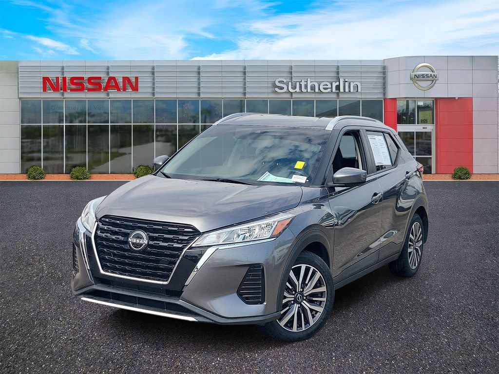 Certified 2022 Nissan Kicks SV FWD image 1