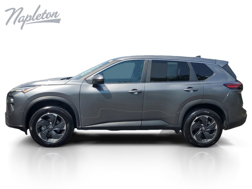 Used 2025 Nissan Rogue SV AWD/4WD image 2