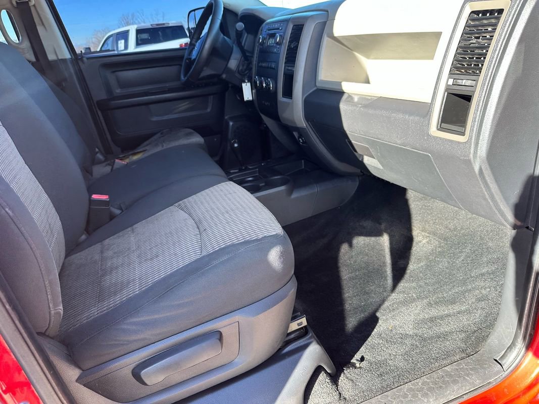 Used 2012 RAM 2500 ST w/ Chrome Appearance Group image 14