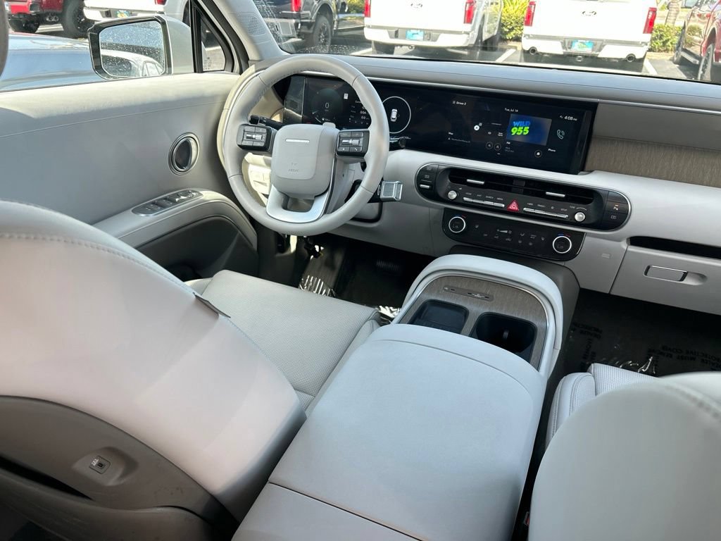Used 2026 Hyundai Palisade SEL FWD image 9
