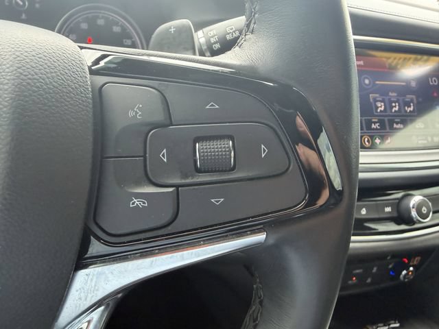 Used 2023 Buick Enclave Essence w/ Trailering Package, 5000 lbs. FWD image 32