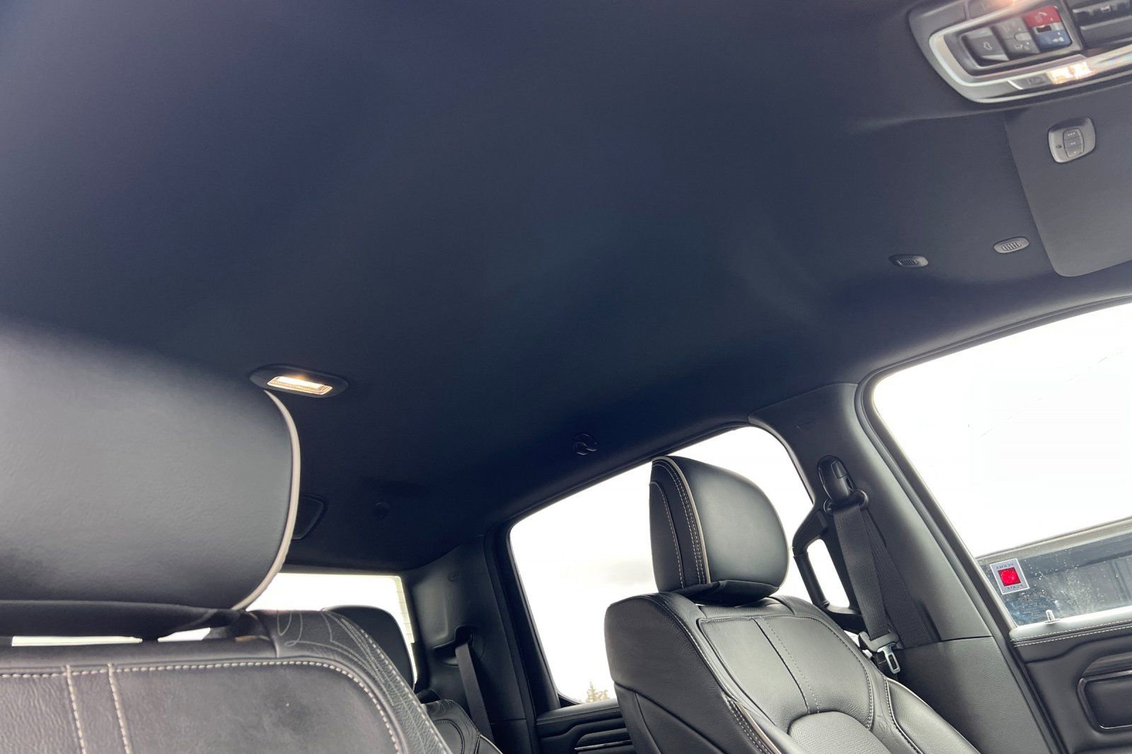 Used 2022 RAM 1500 Limited w/ Night Edition image 18