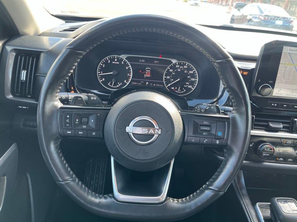 Used 2023 Nissan Pathfinder SL image 31