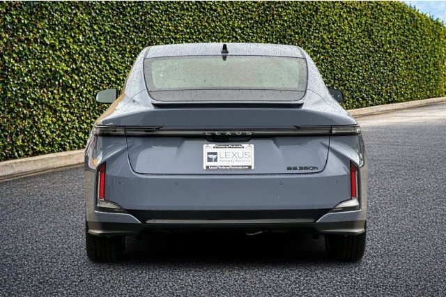 New 2026 Lexus ES 350h w/ Cold Area Package FWD image 6