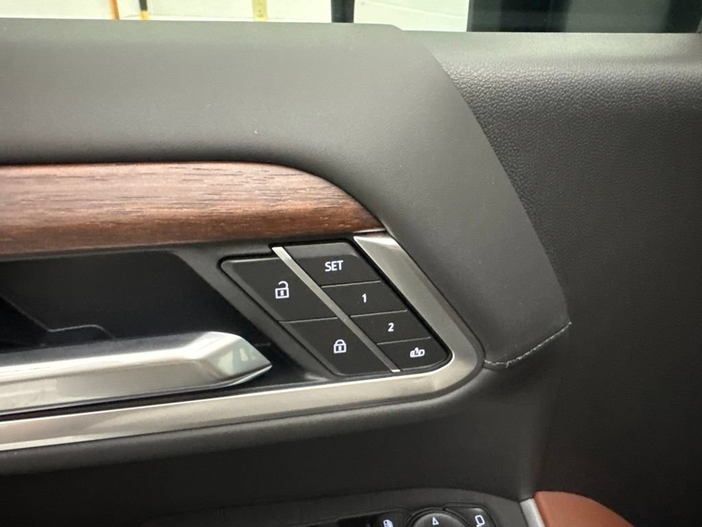 New 2026 GMC Sierra 3500 Denali Ultimate AWD/4WD image 24