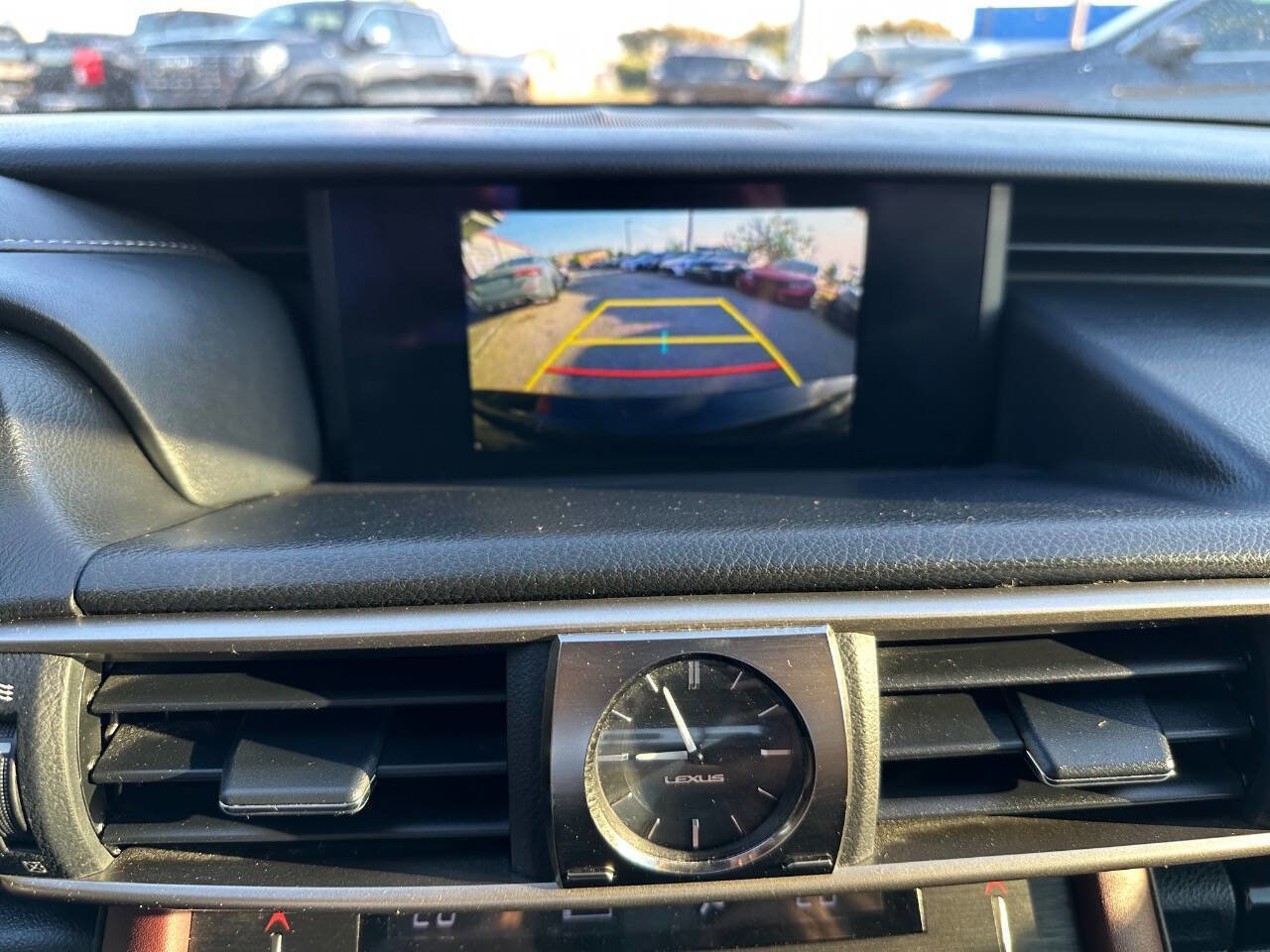 Used 2019 Lexus IS 300 w/ Accessory Package RWD image 22