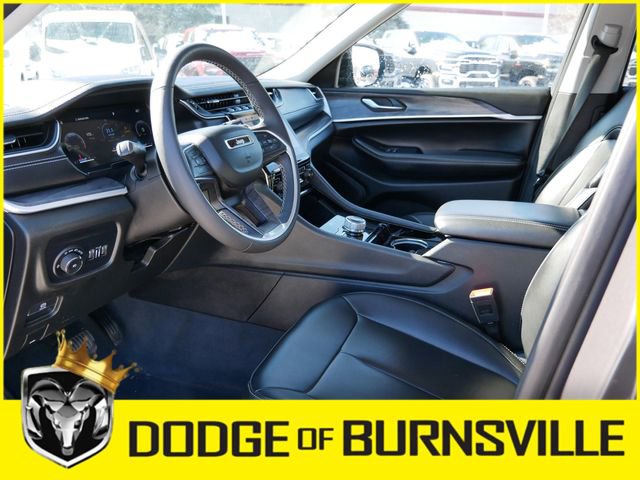 Used 2023 Jeep Grand Cherokee L Limited image 13