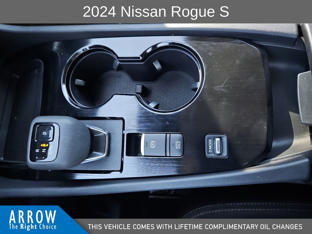 Used 2024 Nissan Rogue S image 28