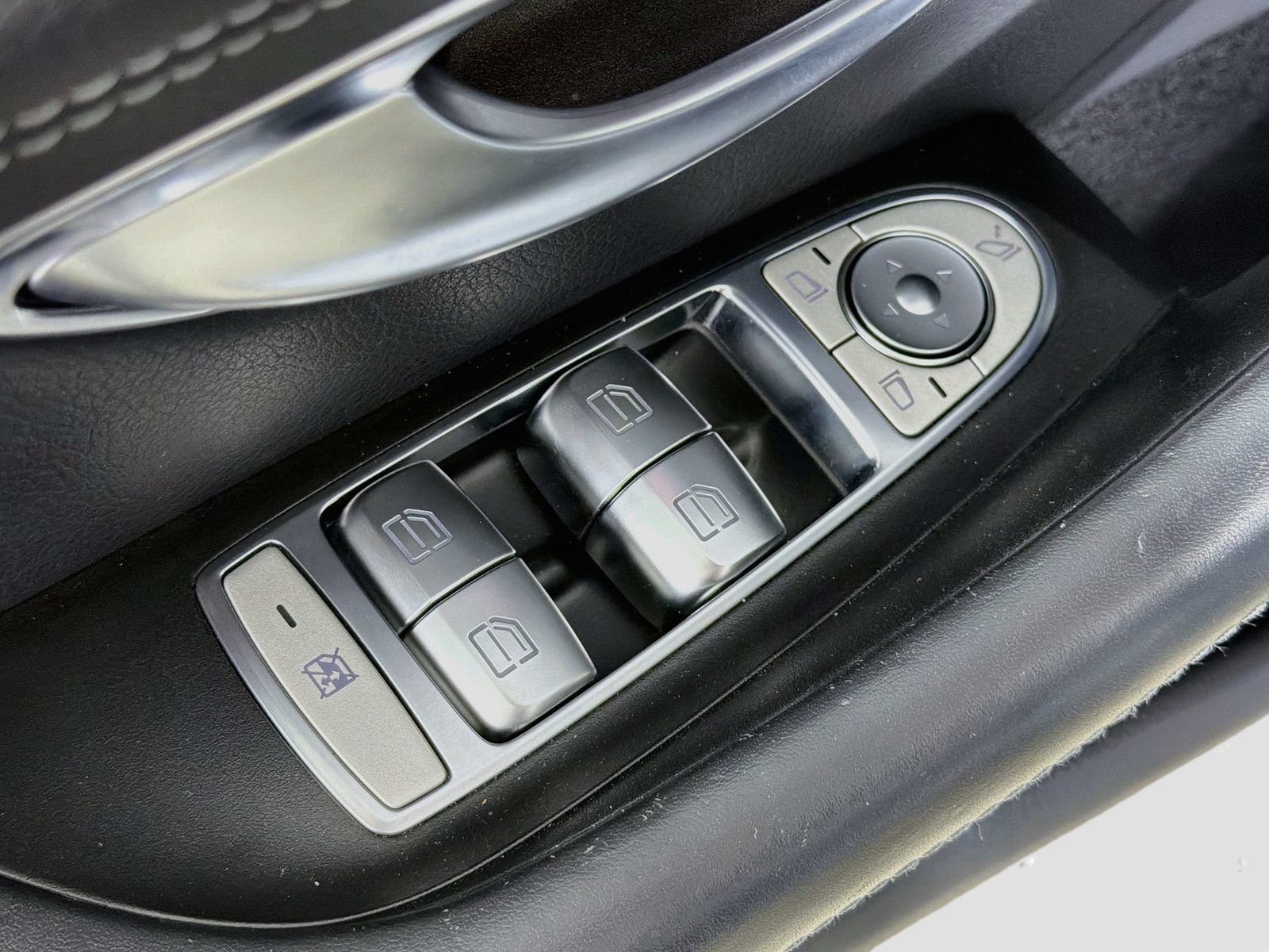Used 2021 Mercedes-Benz AMG GT 63 image 18