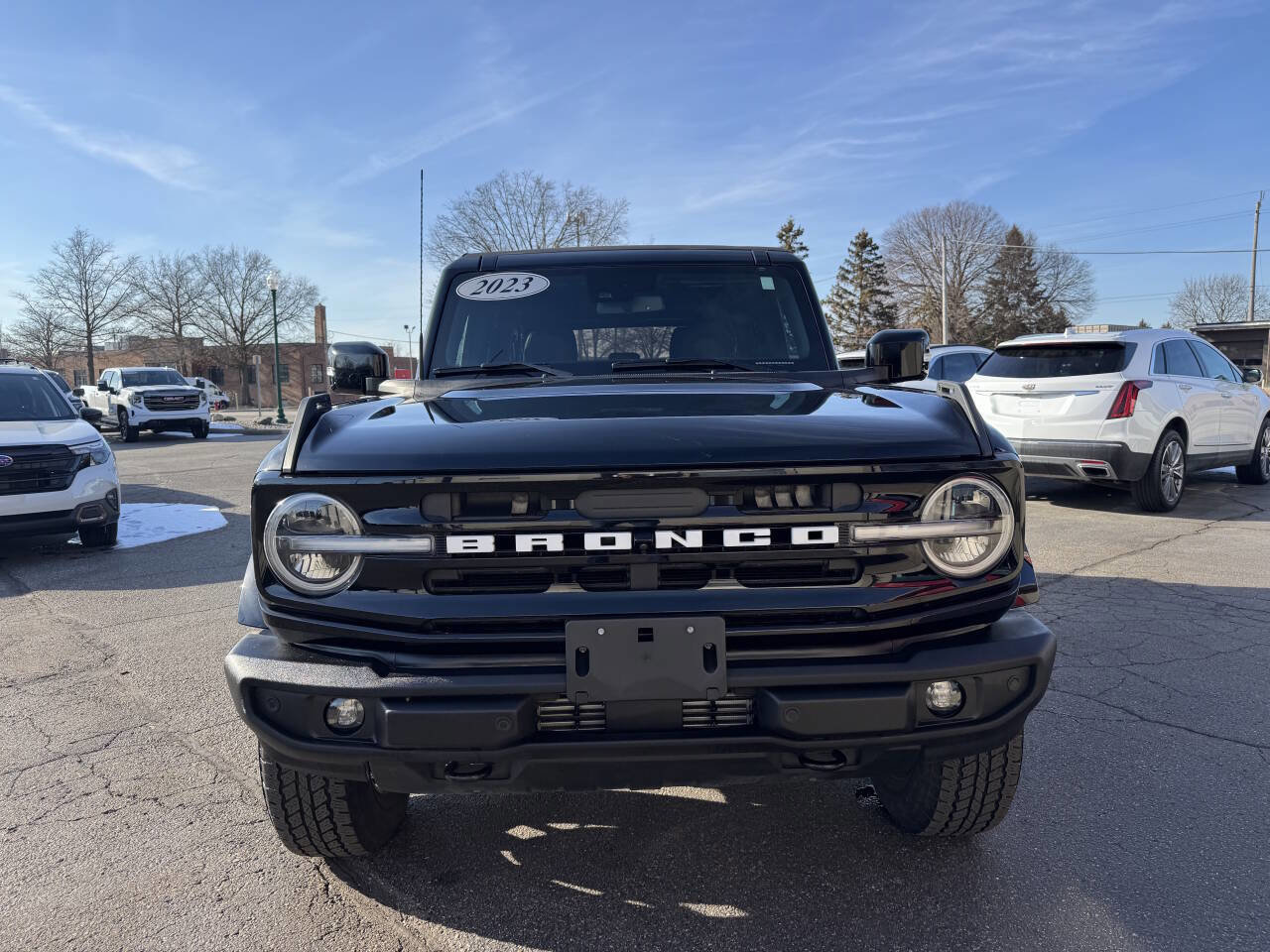 Used 2023 Ford Bronco Outer Banks image 4