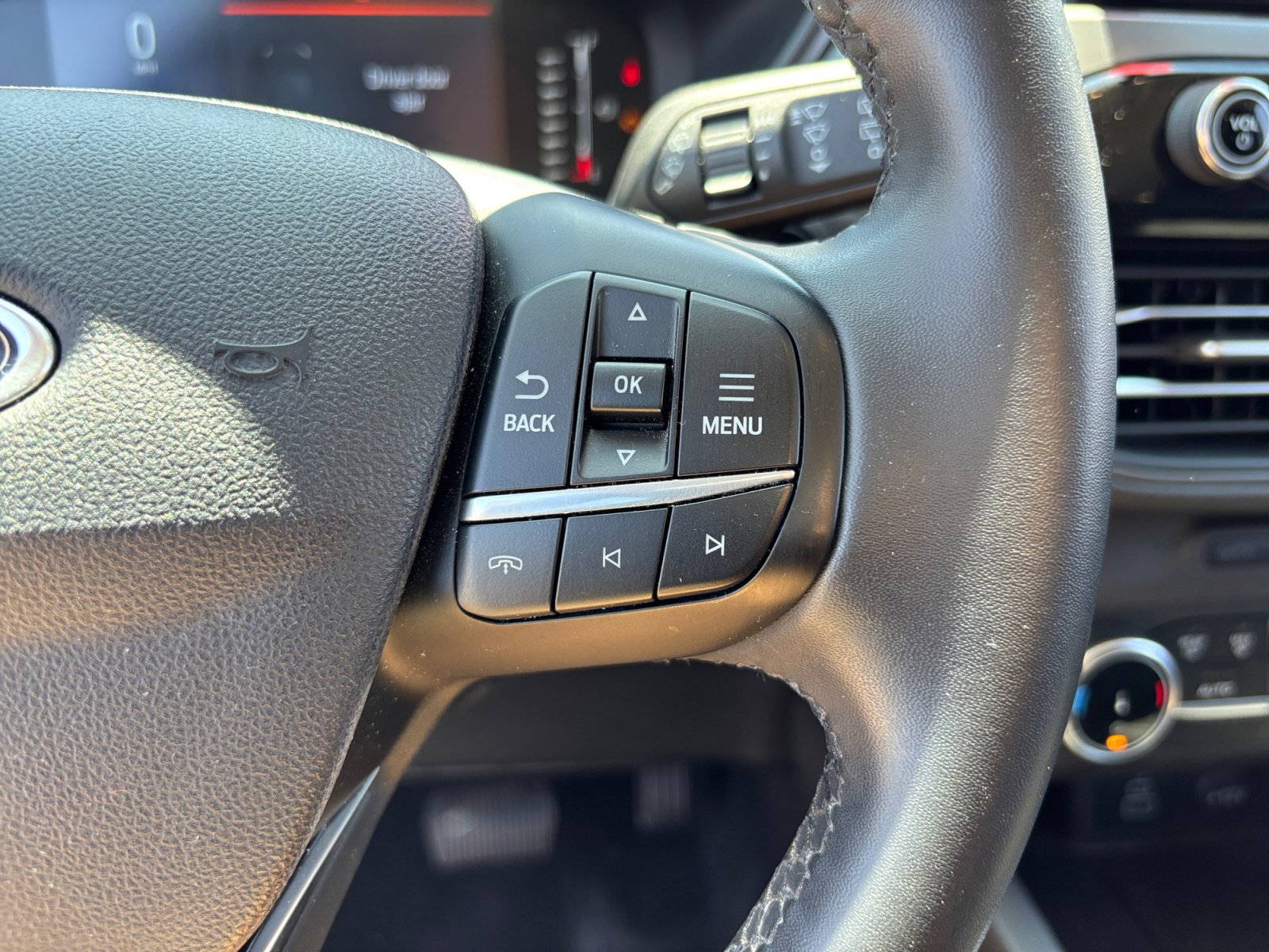 Certified 2024 Ford Escape Active FWD image 31