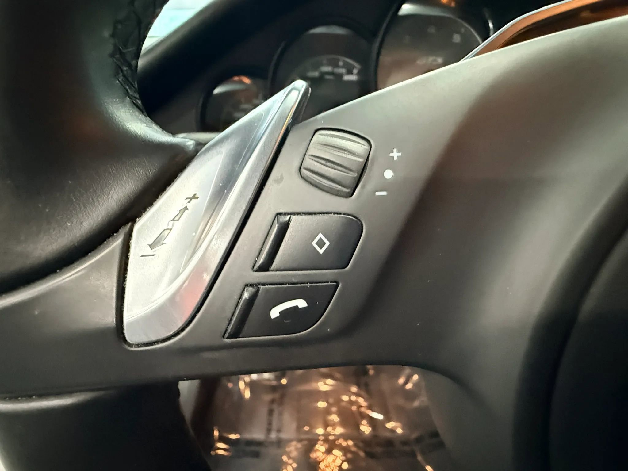 Used 2014 Porsche Panamera GTS w/ Premium Package Plus AWD/4WD image 21