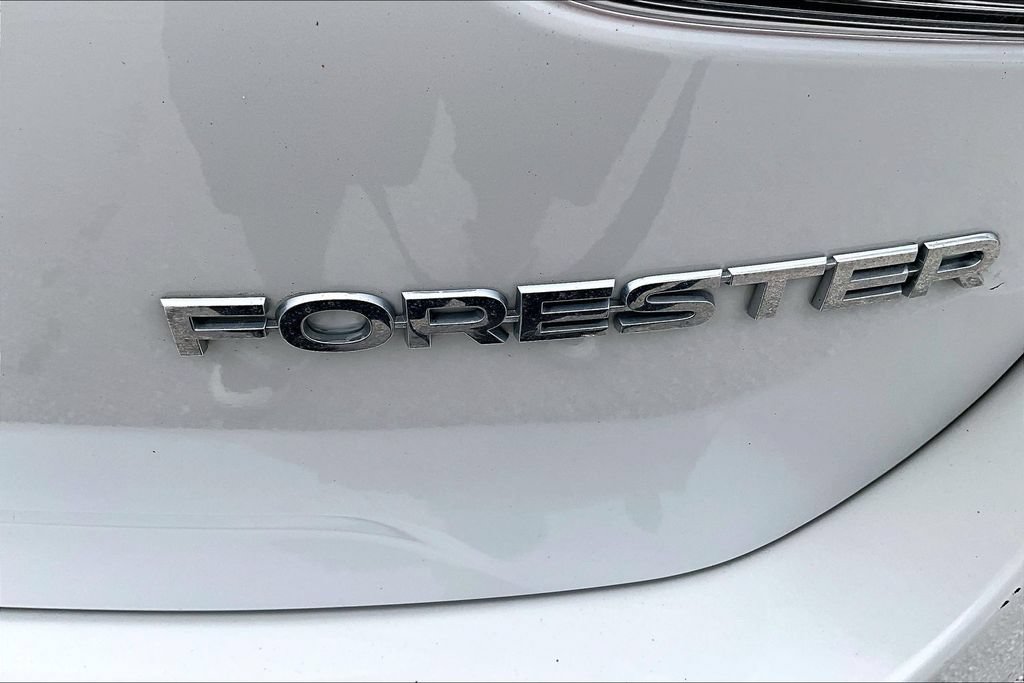 Used 2023 Subaru Forester Premium AWD/4WD image 24