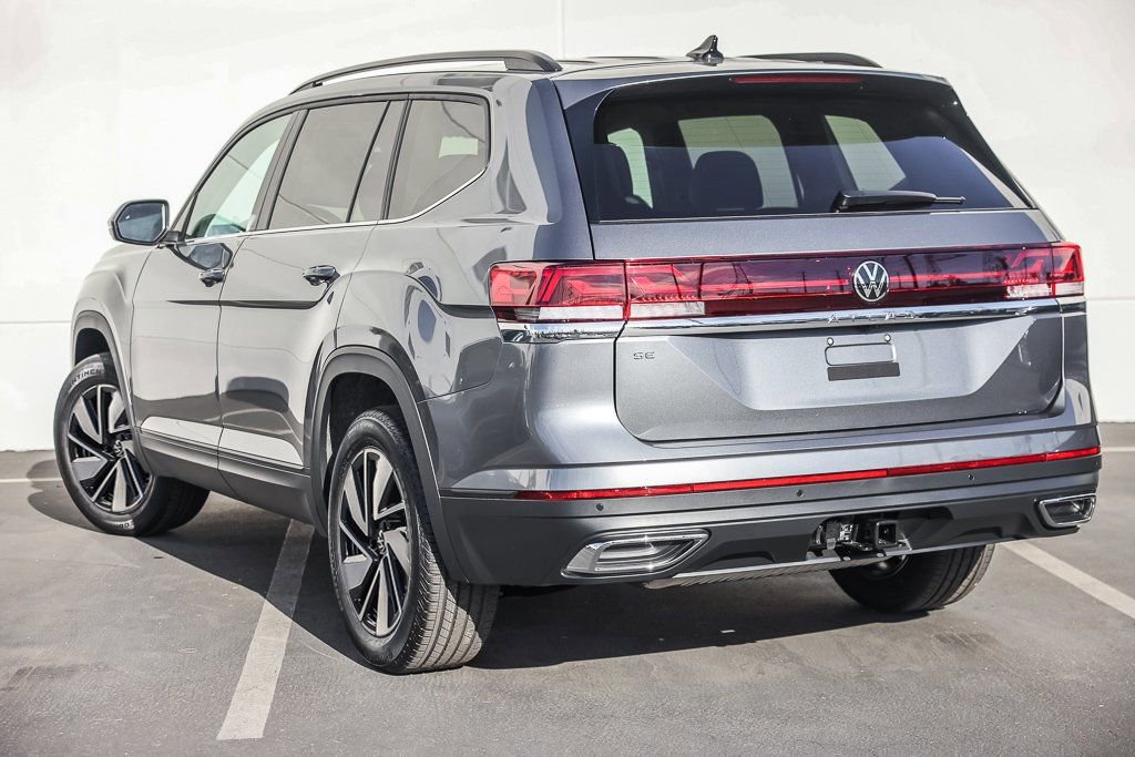 New 2026 Volkswagen Atlas SE FWD image 3