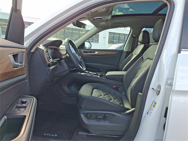 New 2026 Volkswagen Atlas SE image 6