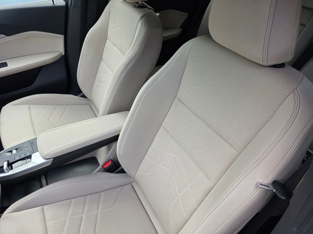 Certified 2023 BMW X1 xDrive28i w/ Premium Package image 11