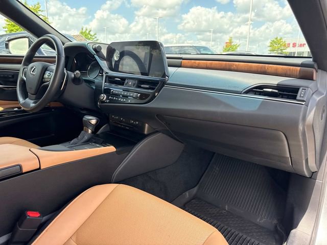 Used 2022 Lexus ES 350 w/ Premium Package FWD image 18