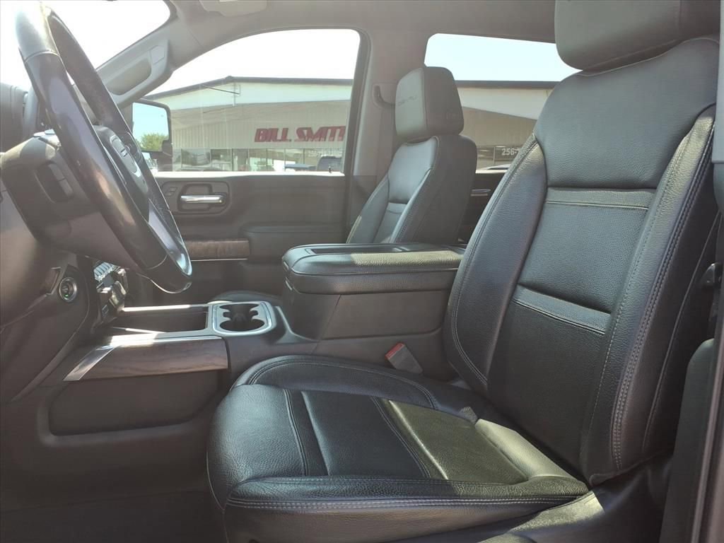 Used 2020 GMC Sierra 2500 Denali w/ Denali Ultimate Package AWD/4WD image 17