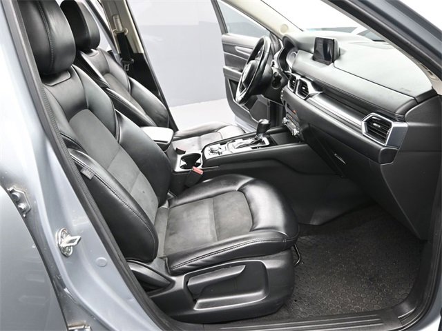Used 2020 MAZDA CX-5 Touring image 13